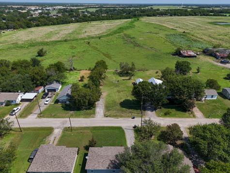 2501 Mcfarland Caddo Mills TX 75135