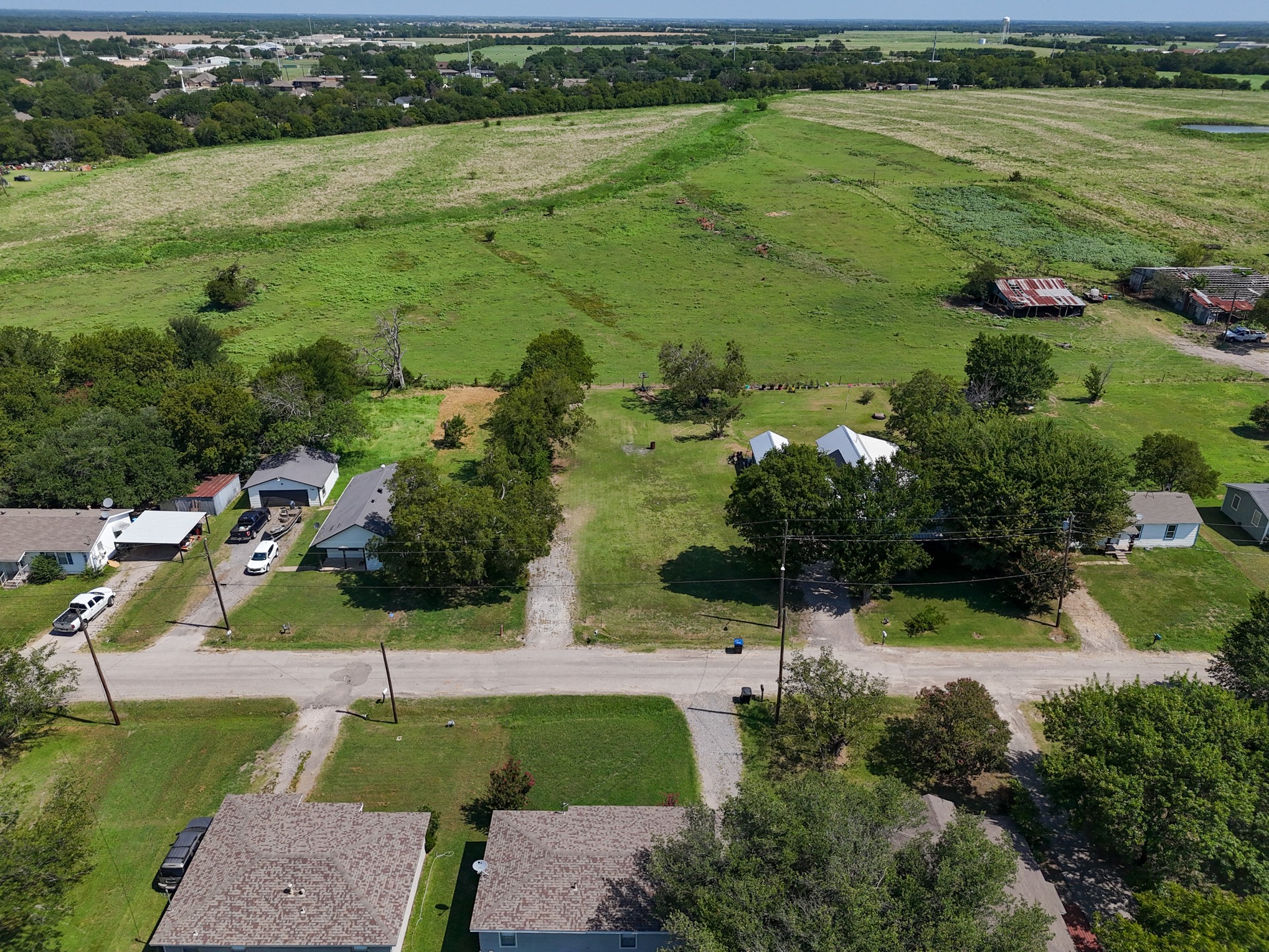 2501 Mcfarland Caddo Mills TX 75135