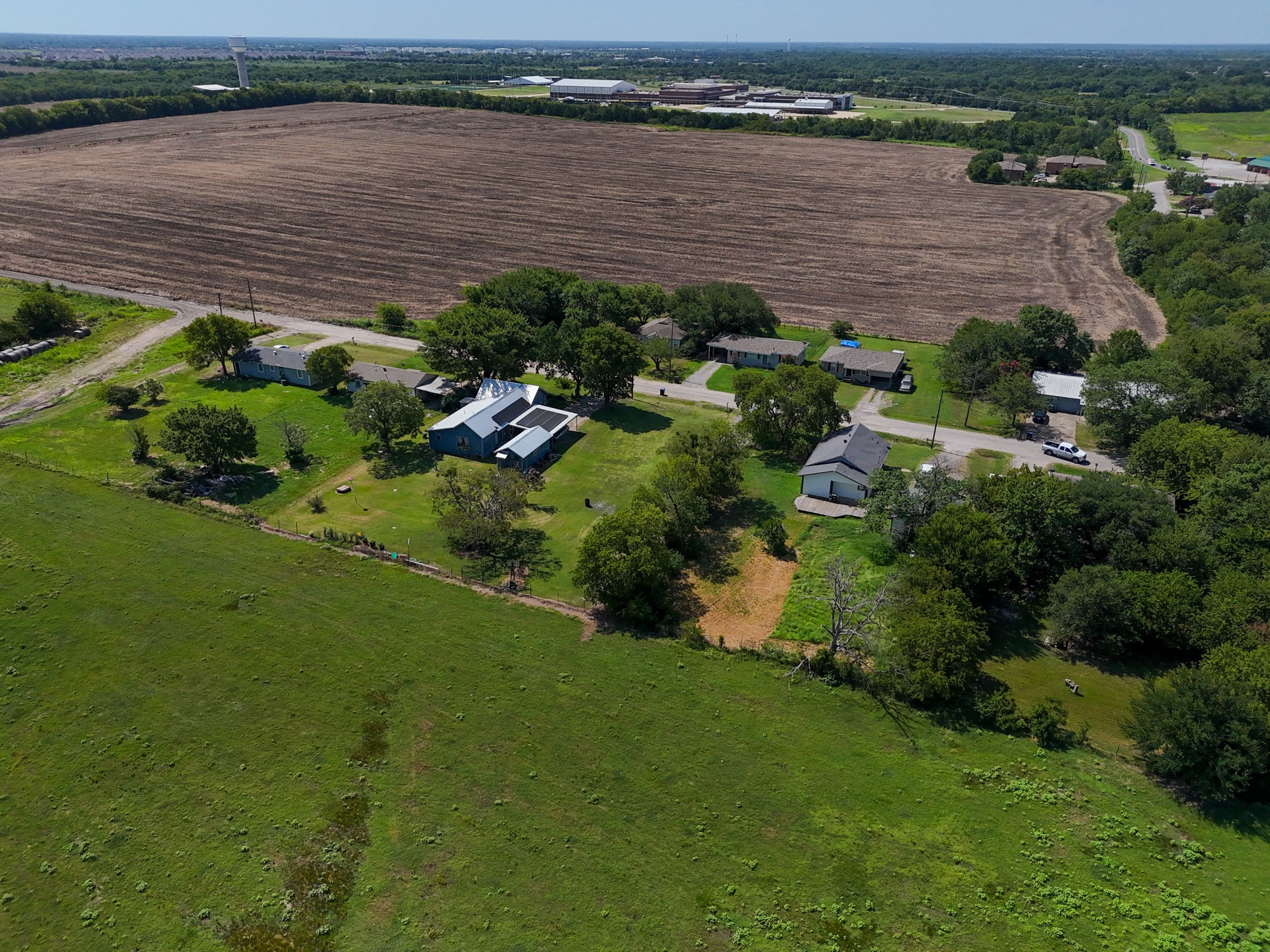 2501 Mcfarland Caddo Mills TX 75135