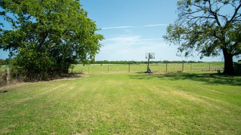 2501 Mcfarland Caddo Mills TX 75135