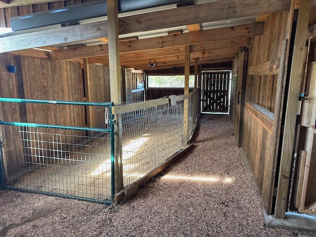 660 County Road 2184 Gainesville TX 76240