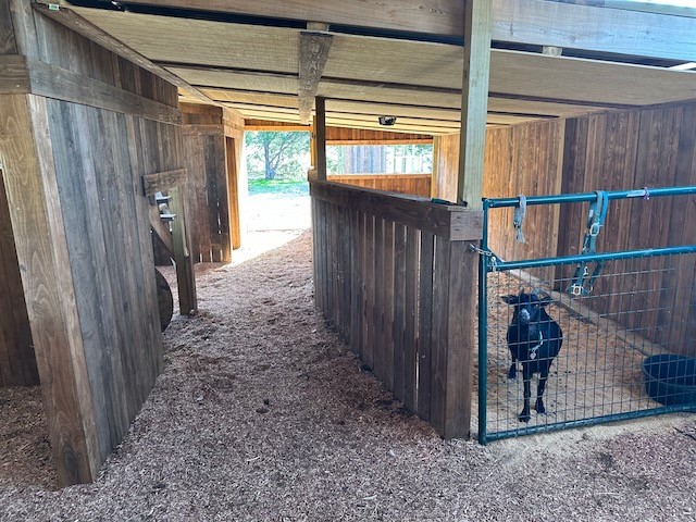660 County Road 2184 Gainesville TX 76240