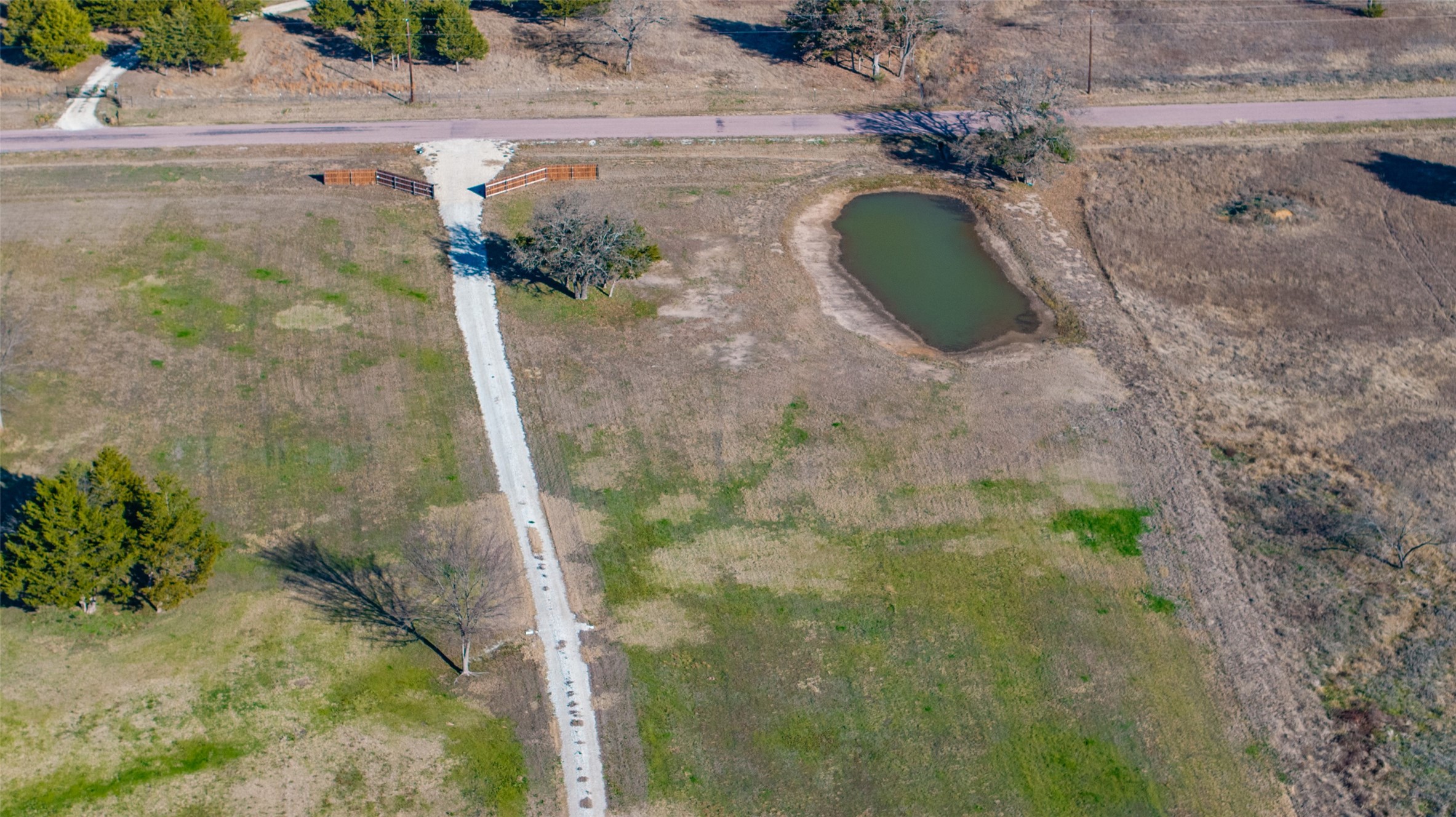 660 County Road 2184 Gainesville TX 76240