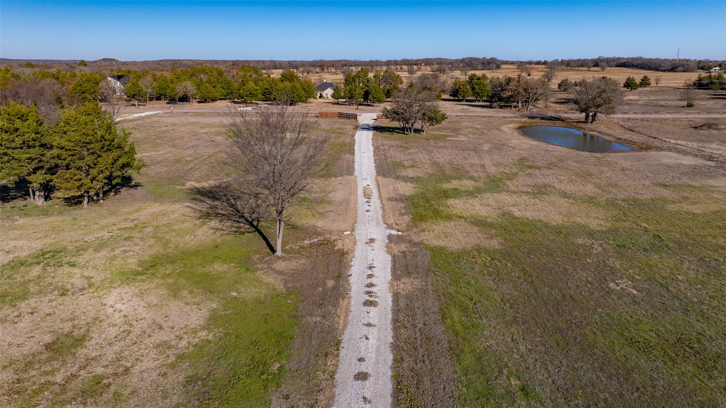 660 County Road 2184 Gainesville TX 76240