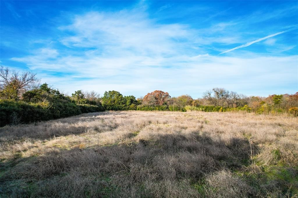 910 N Prairie Creek Road Dallas TX 75217