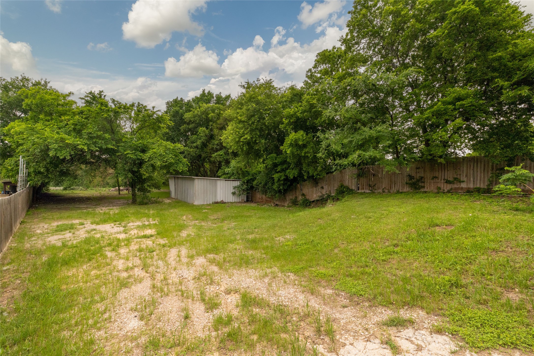 2239 Dowdy Ferry Road Dallas TX 75217
