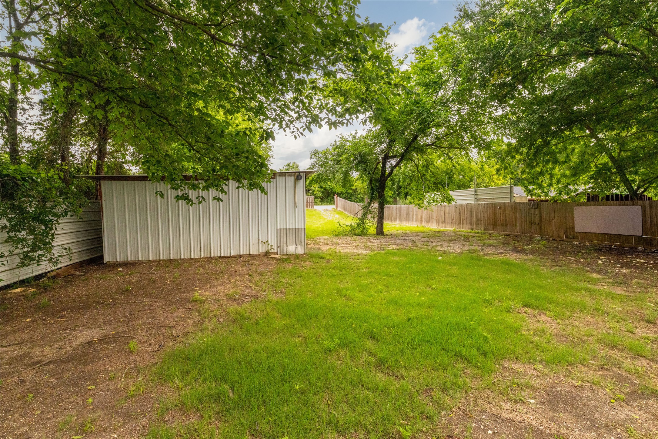 2239 Dowdy Ferry Road Dallas TX 75217