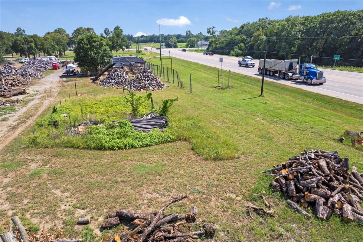 604 N Tx-121 Bonham TX 75418