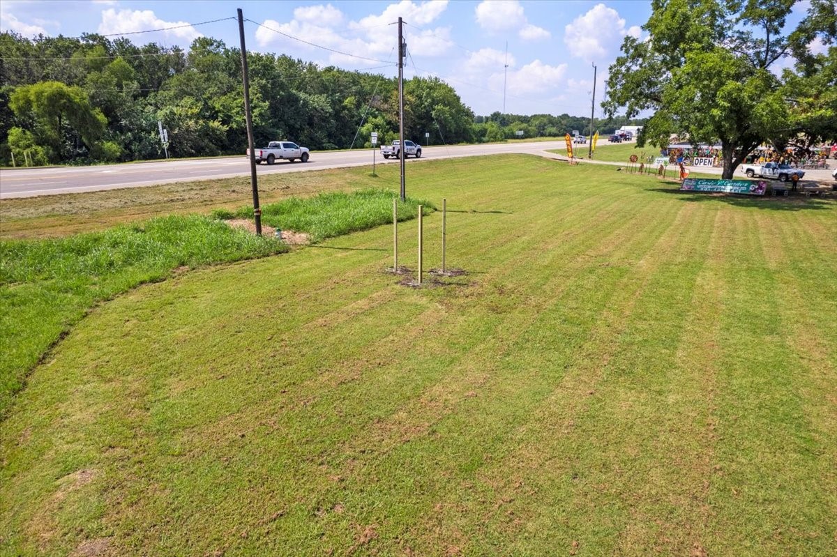 604 N Tx-121 Bonham TX 75418