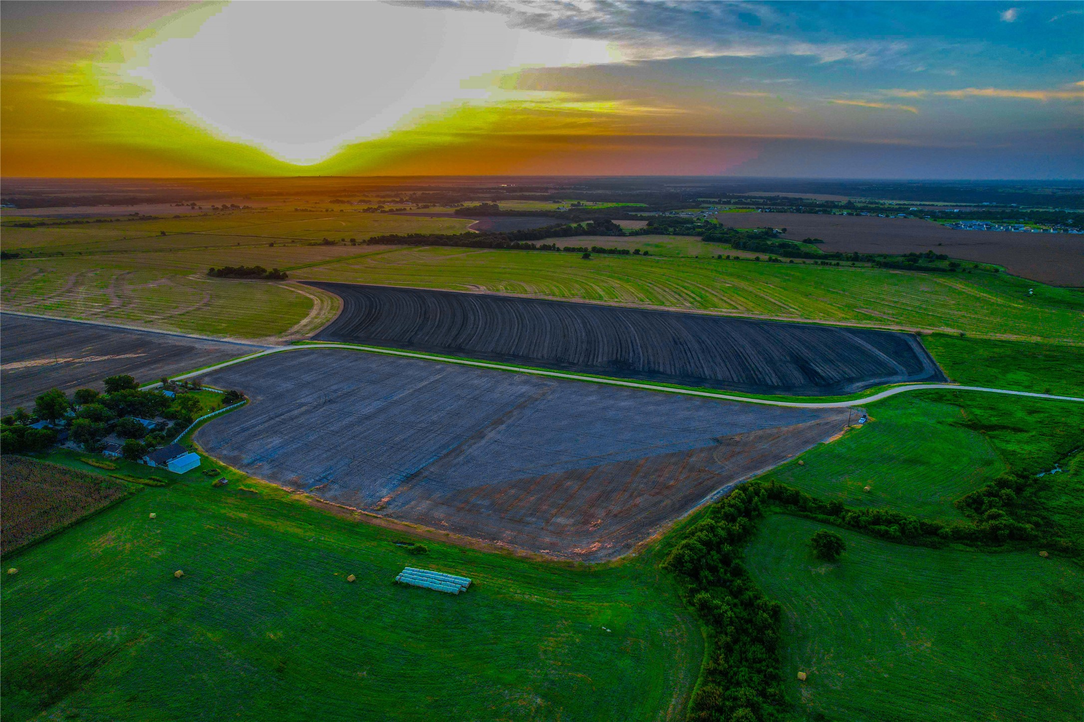 Unk Holland TX 76534