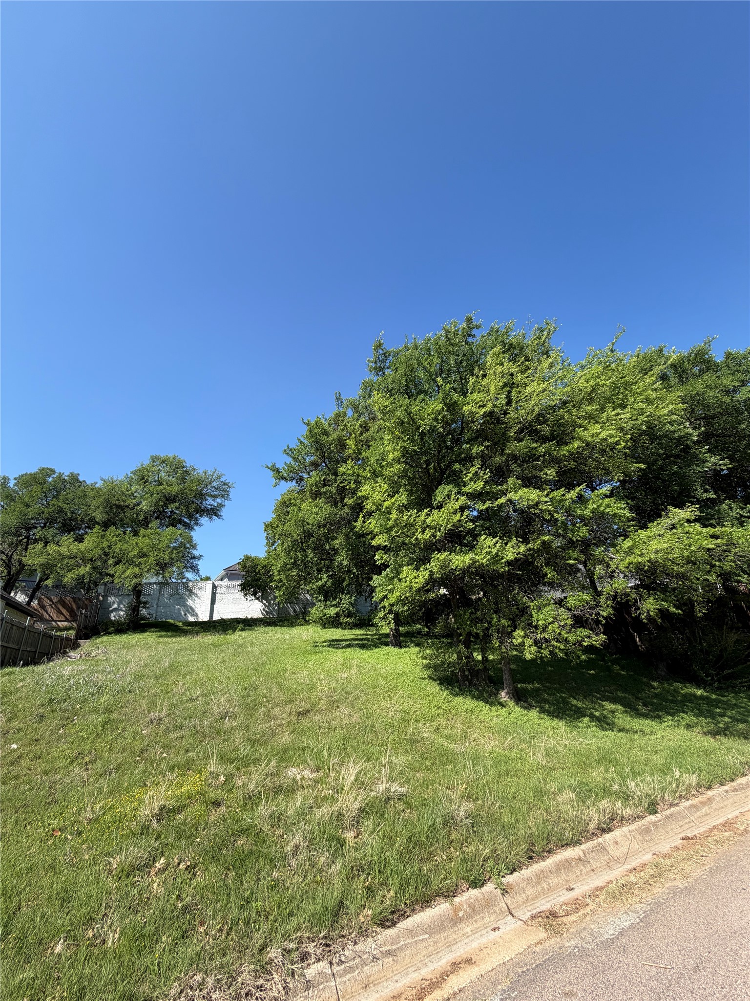 844 Newport Road Fort Worth TX 76120