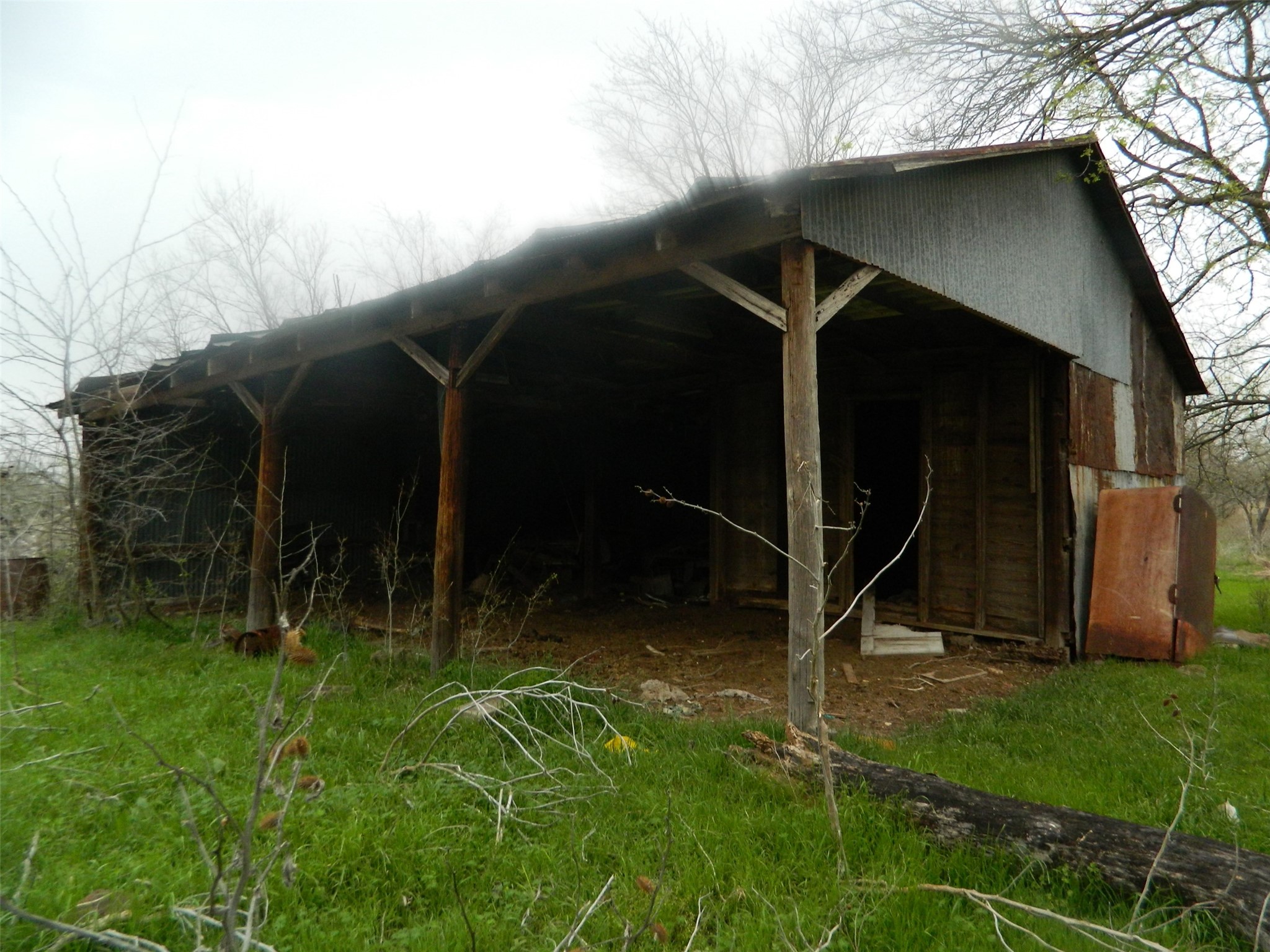 837 Fcr 995 Wortham TX 76693
