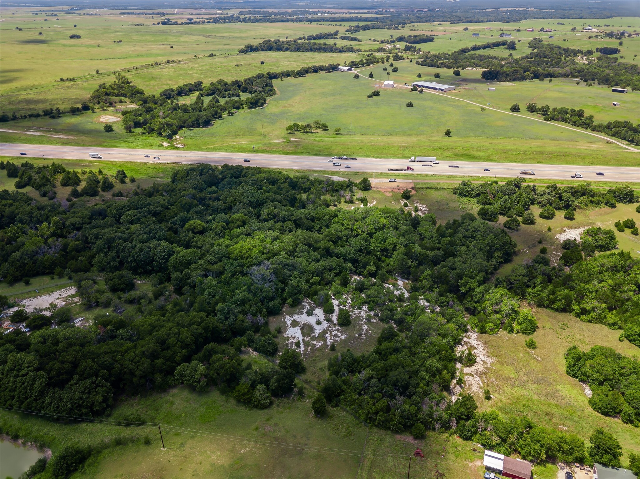 000 I-35e S Italy TX 76651