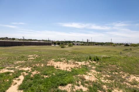 2102 N Ridge Road Lubbock TX 79403