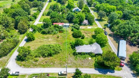 1456 County Road 3328 Frost TX 76641