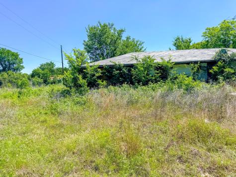 1456 County Road 3328 Frost TX 76641