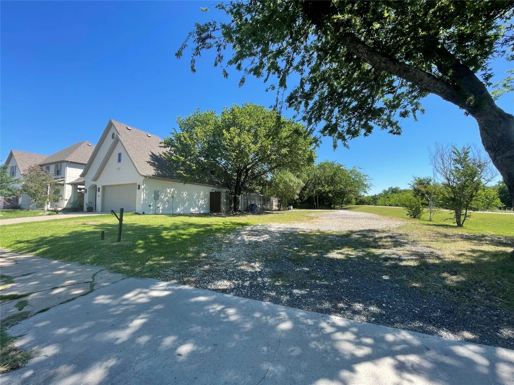 314 S Glasgow Drive Dallas TX 75214
