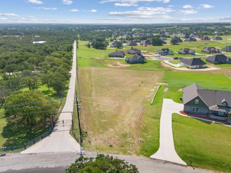 1052 N Agnes Road Springtown TX 76082