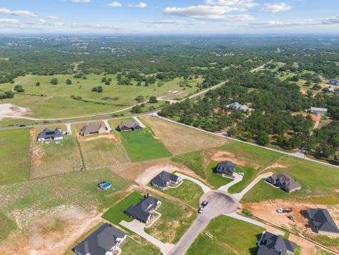 1052 N Agnes Road Springtown TX 76082