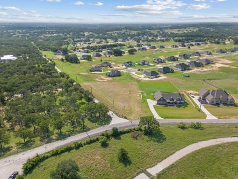 1052 N Agnes Road Springtown TX 76082