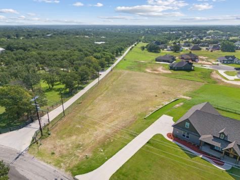 1052 N Agnes Road Springtown TX 76082