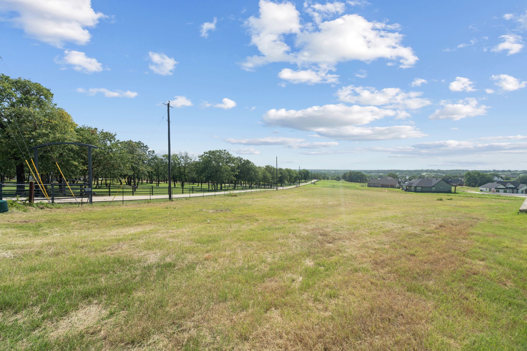 1052 N Agnes Road Springtown TX 76082