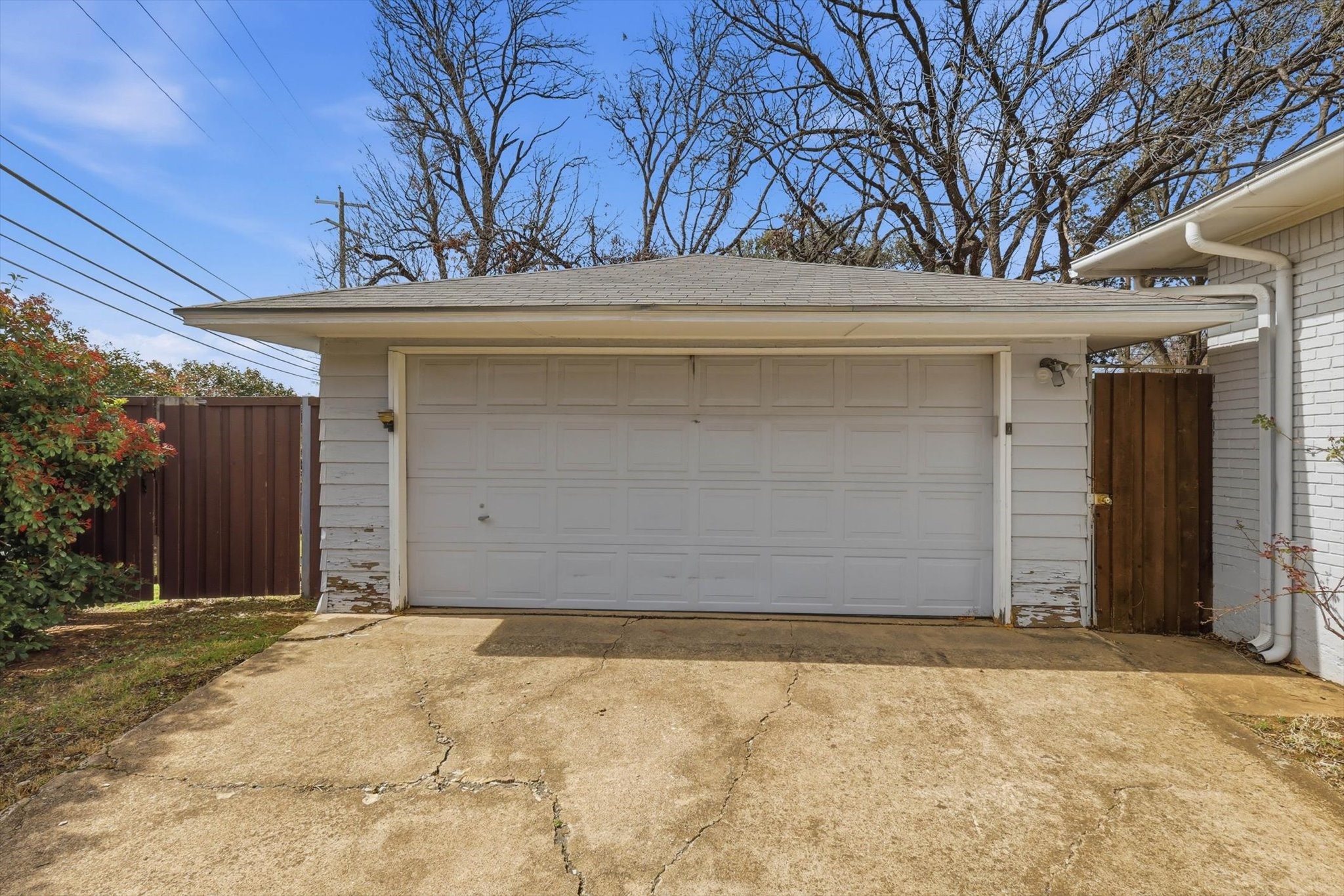 9403 Thornberry Dallas TX 75220