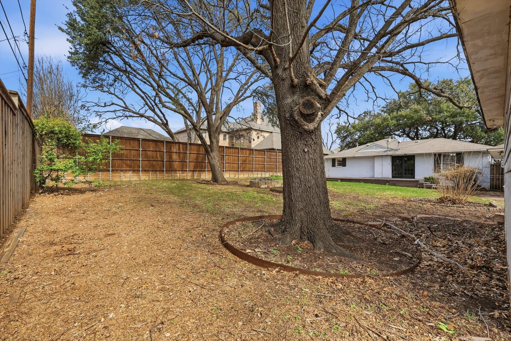 9403 Thornberry Dallas TX 75220