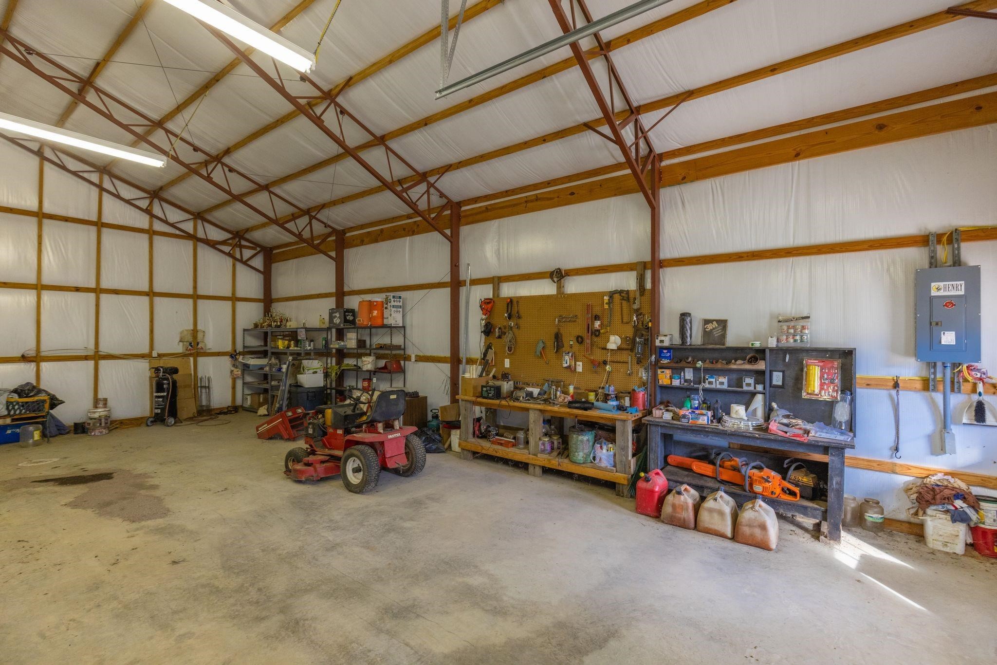 648 County Road 2337 Pittsburg TX 75686