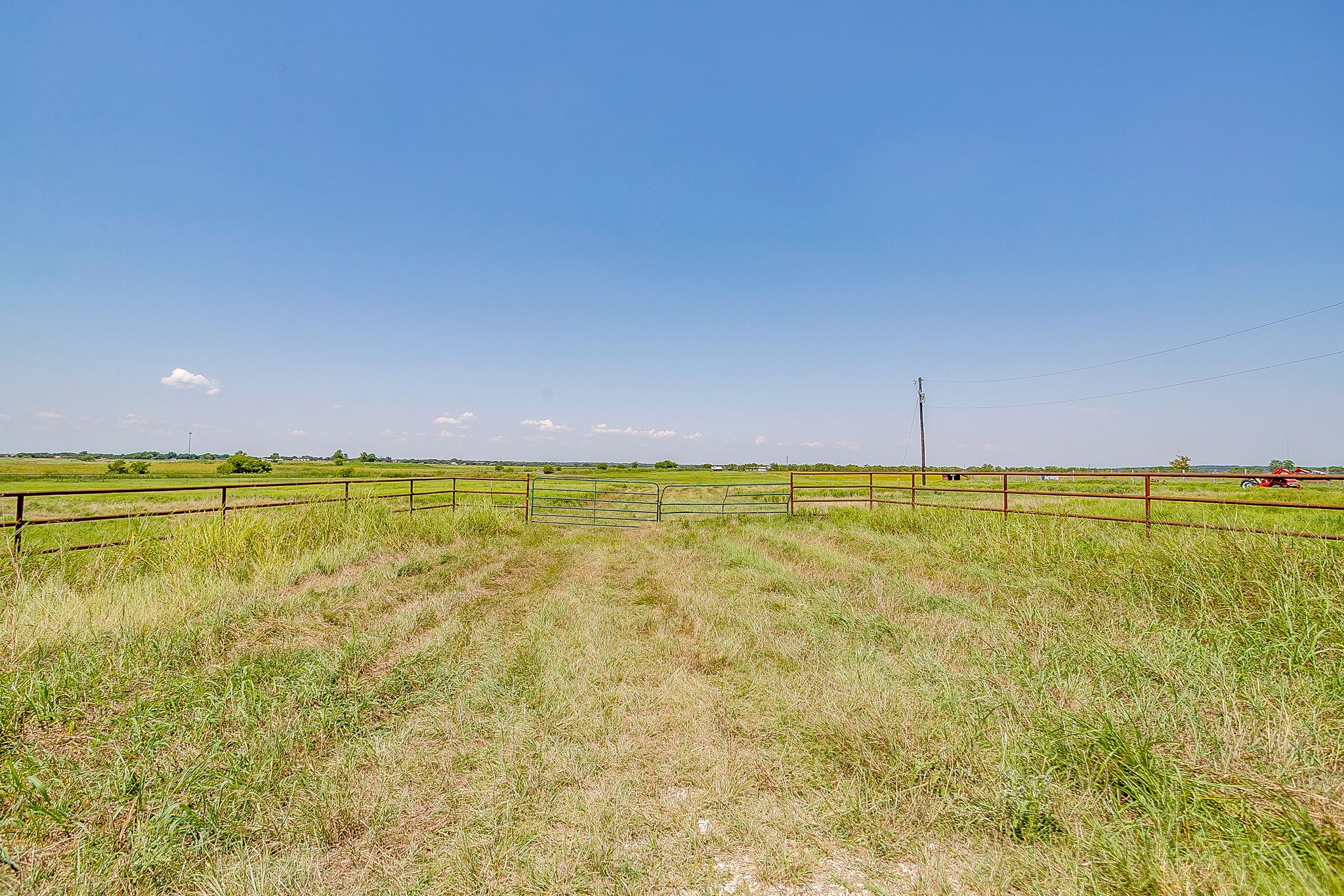 1041 County Road 310a Cleburne TX 76031