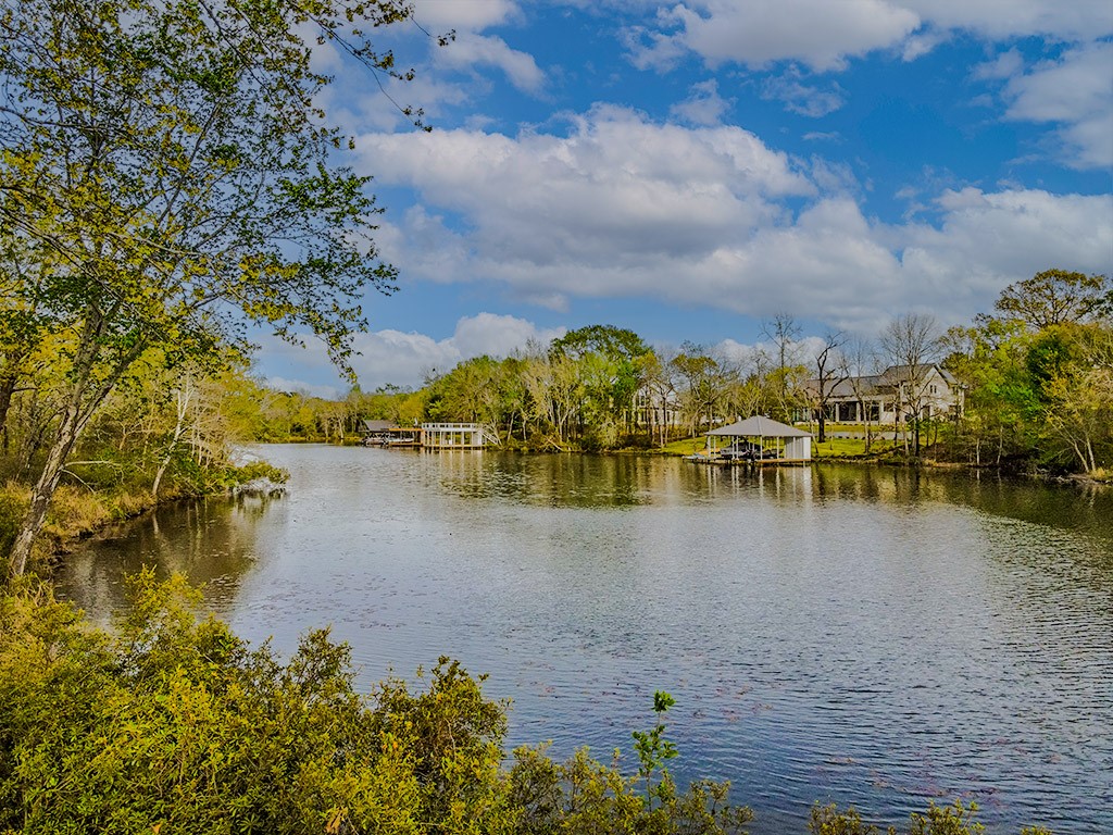 1150 Whispering Oaks Drive Athens TX 75752