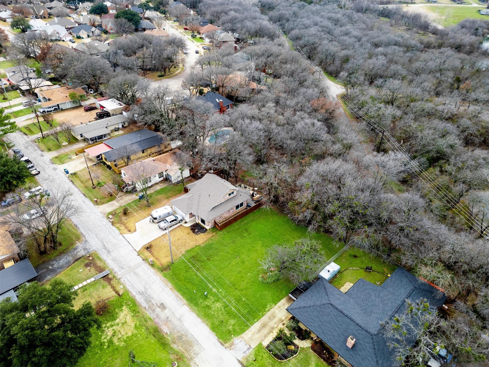 113 W Shore Lewisville TX 75057