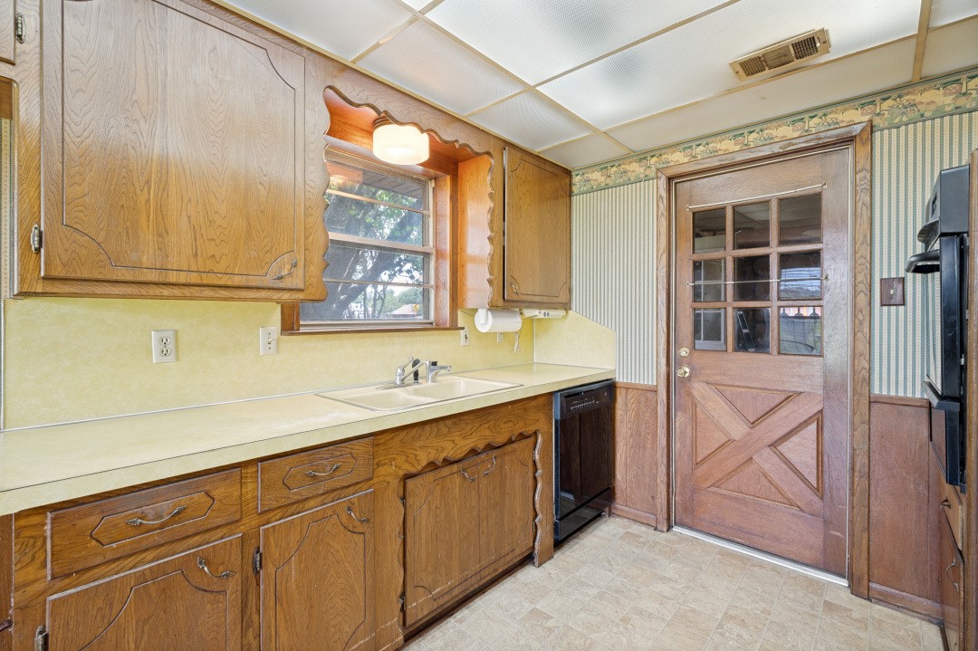 260 E New Hope Rd Road E New Hope TX 75071