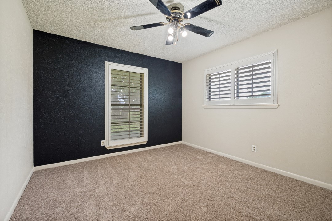 260 E New Hope Rd Road E New Hope TX 75071