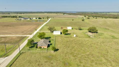 831 Baker Road Pilot Point TX 76258