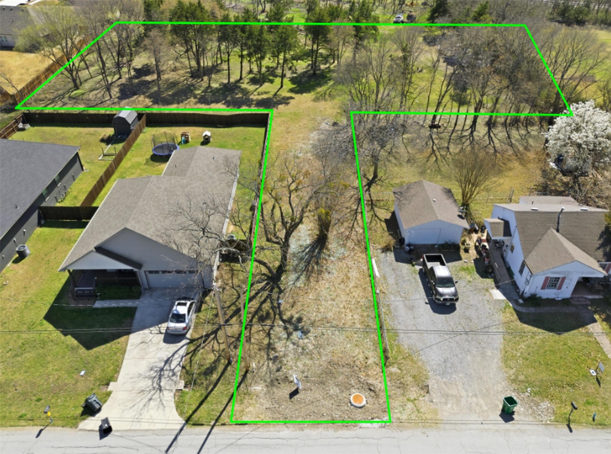 317 E Saunders Street Trenton TX 75490