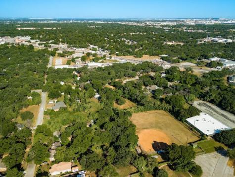 1620 Oak Knoll Drive Haltom City TX 76117