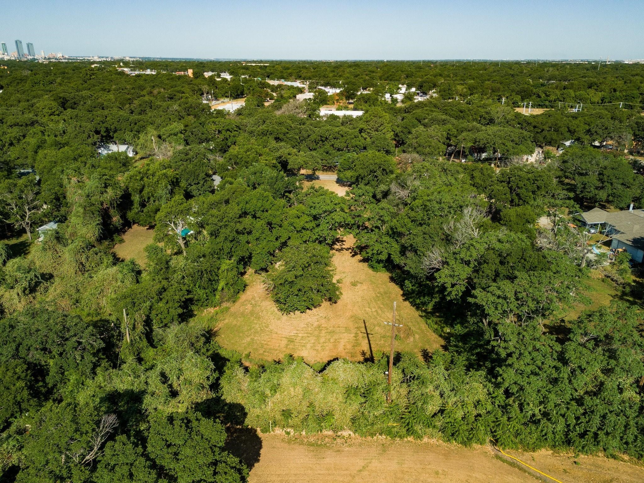 1620 Oak Knoll Drive Haltom City TX 76117