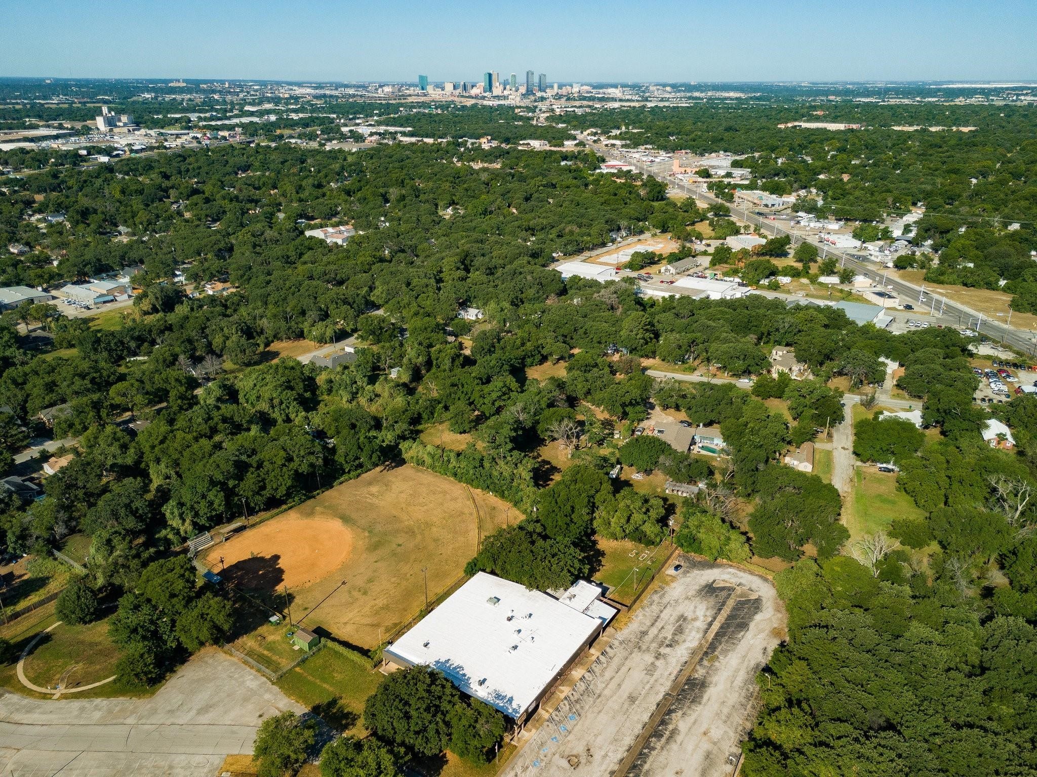 1620 Oak Knoll Drive Haltom City TX 76117