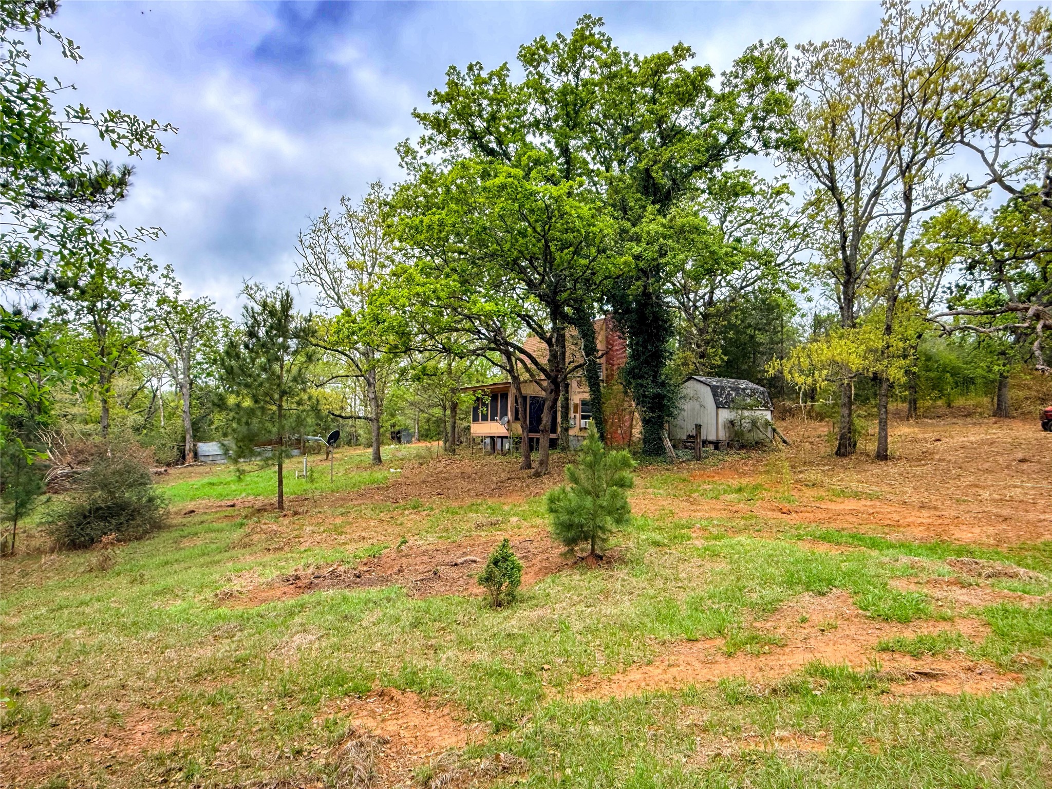325 Fcr 261 Oakwood TX 75855