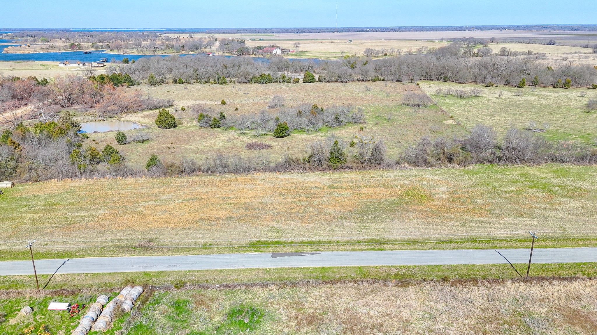 Lot 2 SE Cr 3300 Kerens TX 75144