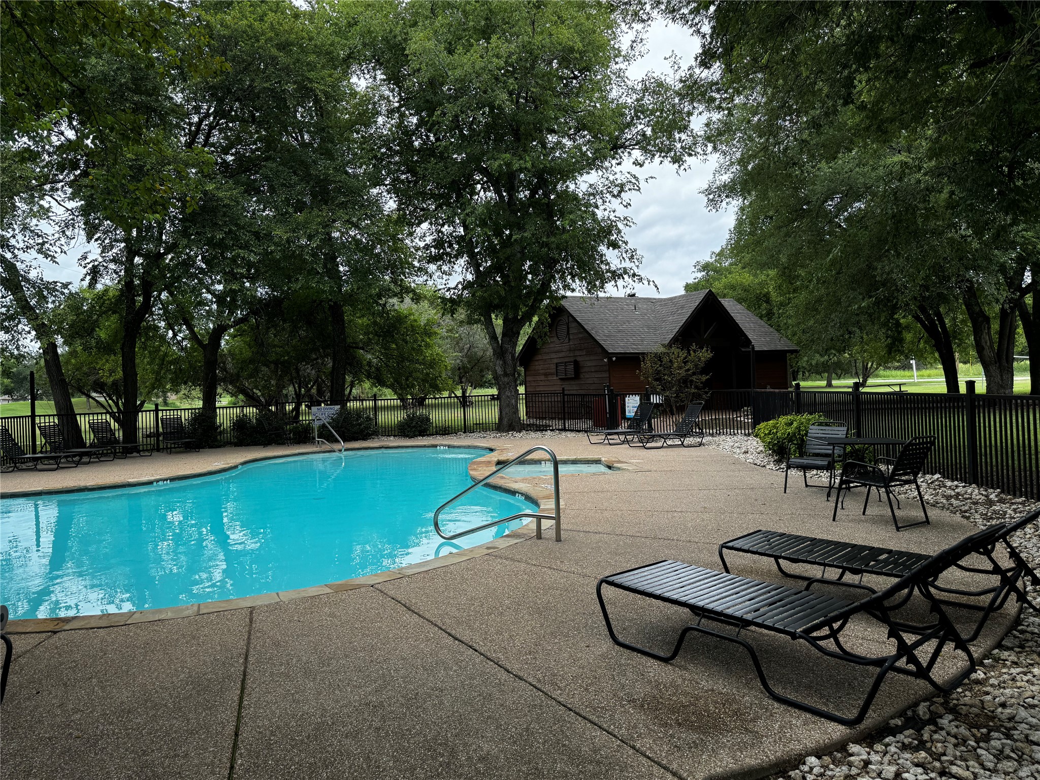 4044 High Point Drive Whitney TX 76692