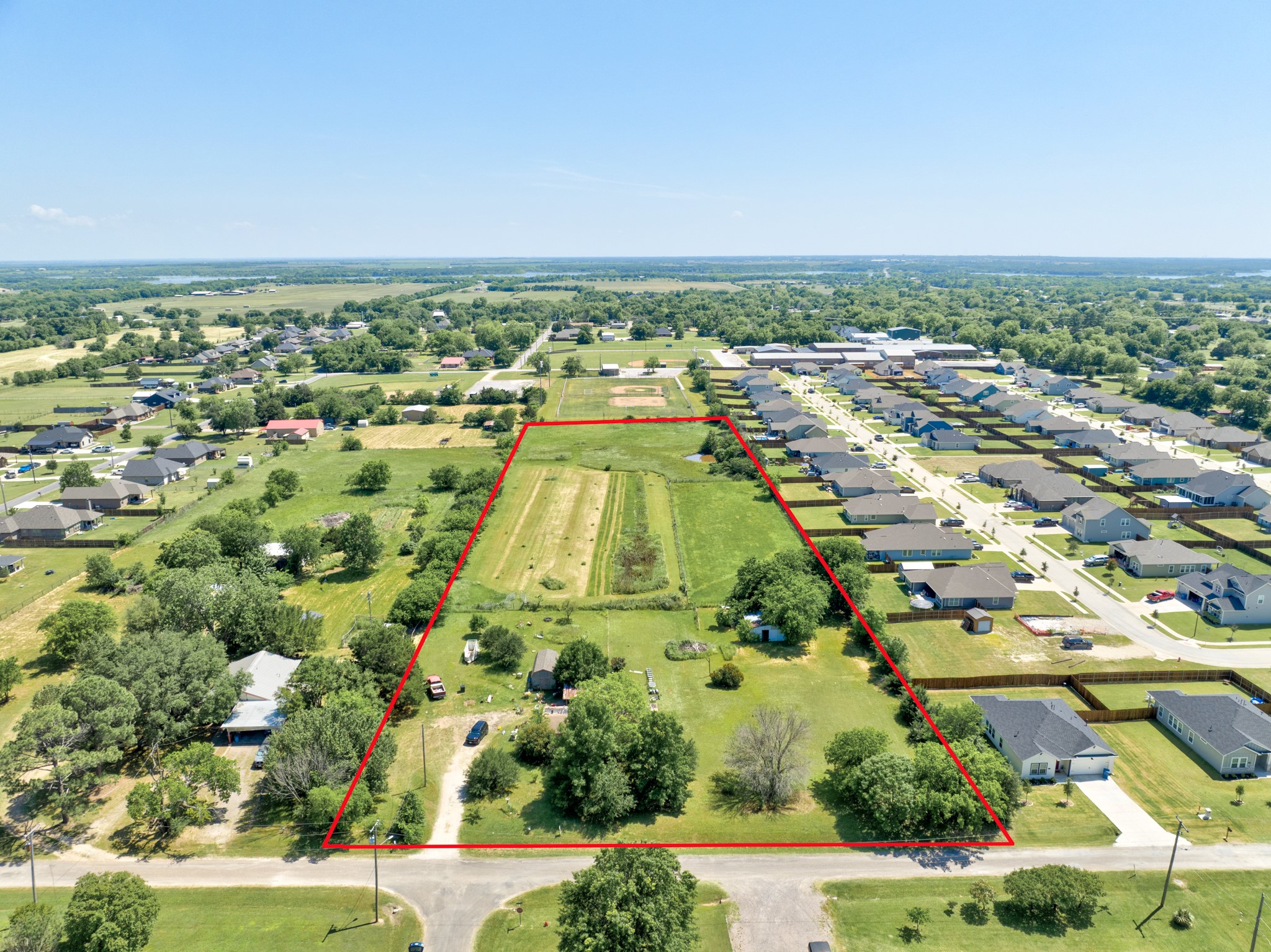 305 Swaha Drive Tioga TX 76271
