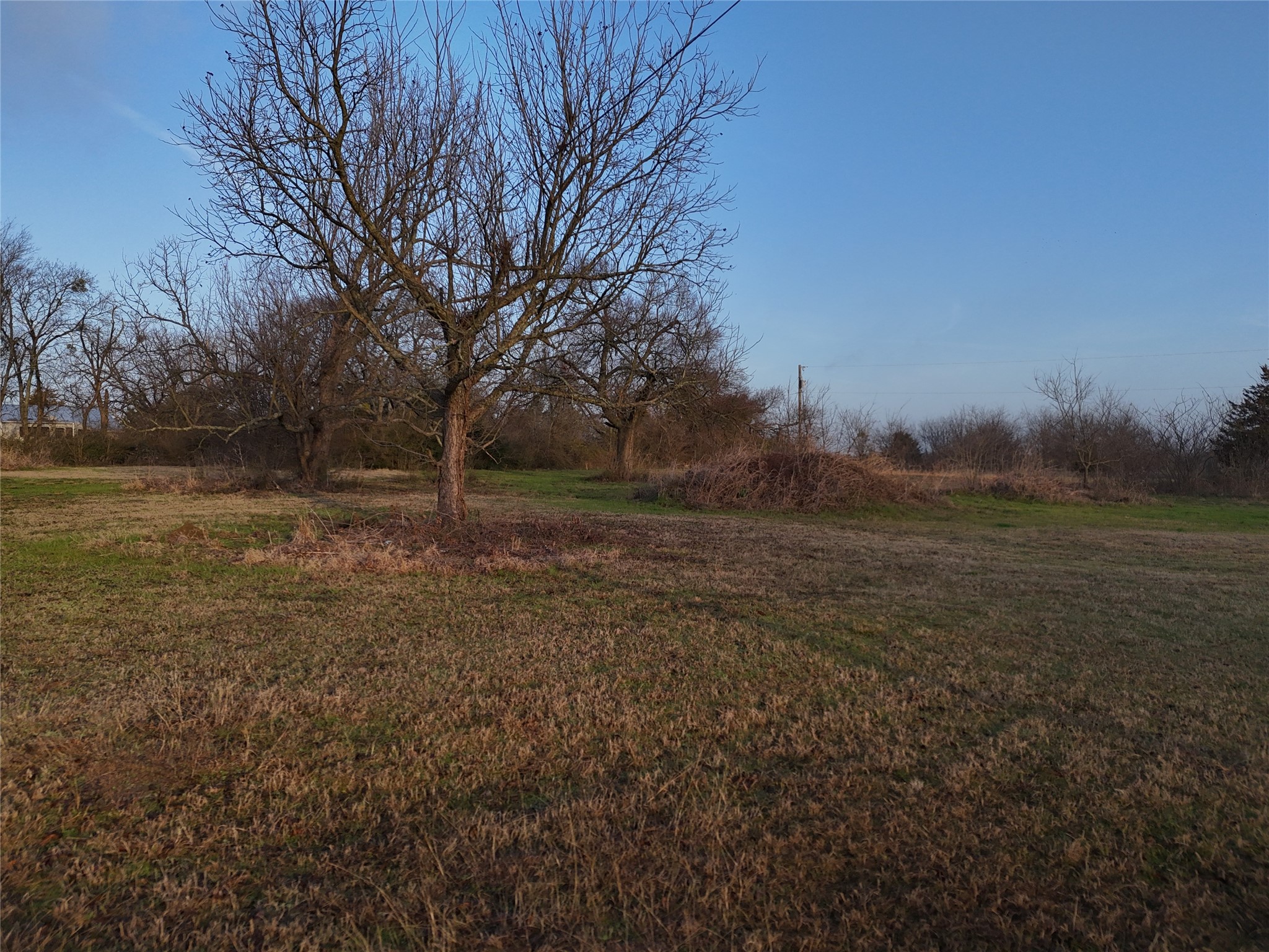 214 Highway 34 Ladonia TX 75449