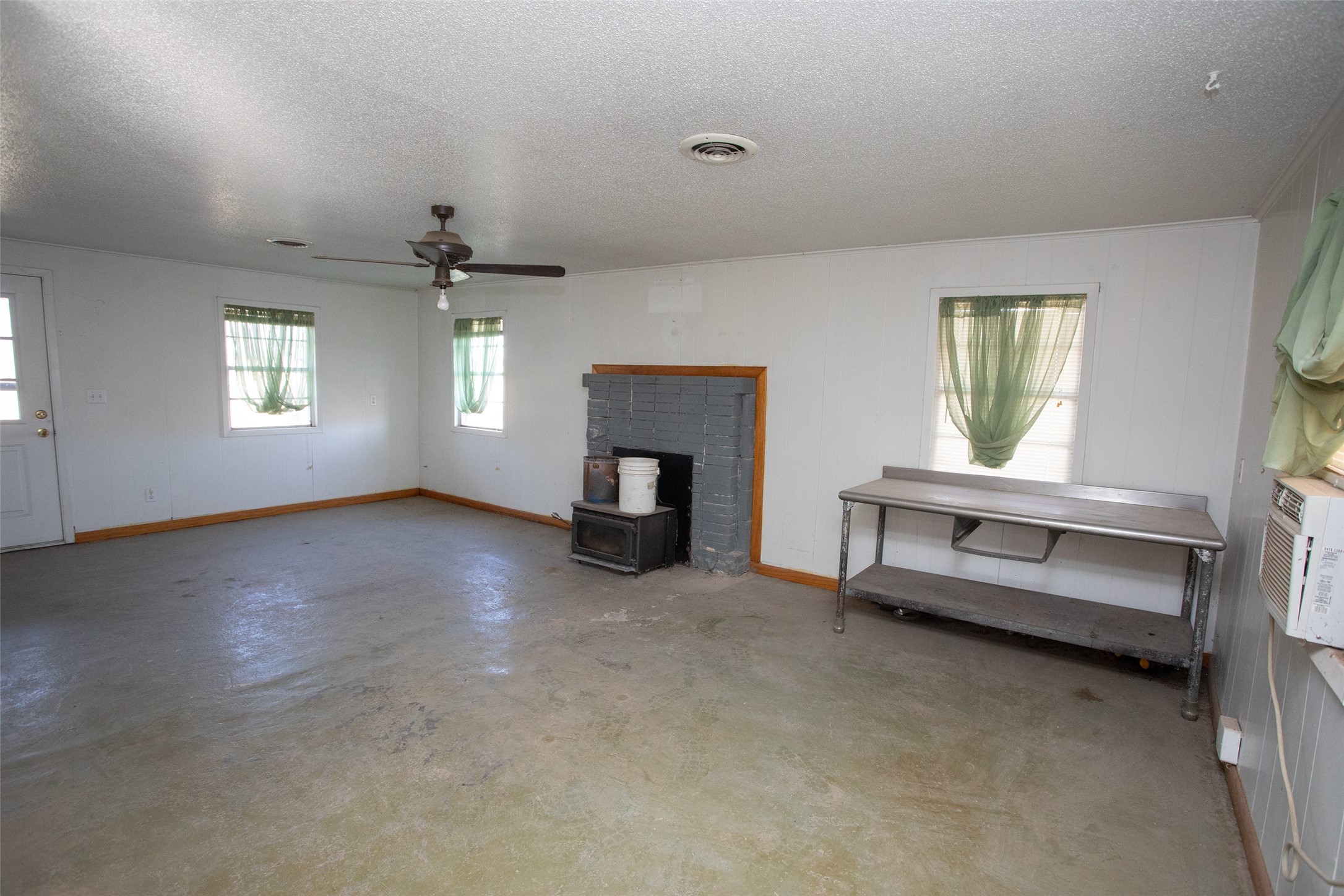 000 Pecan Lane Newcastle TX 76372