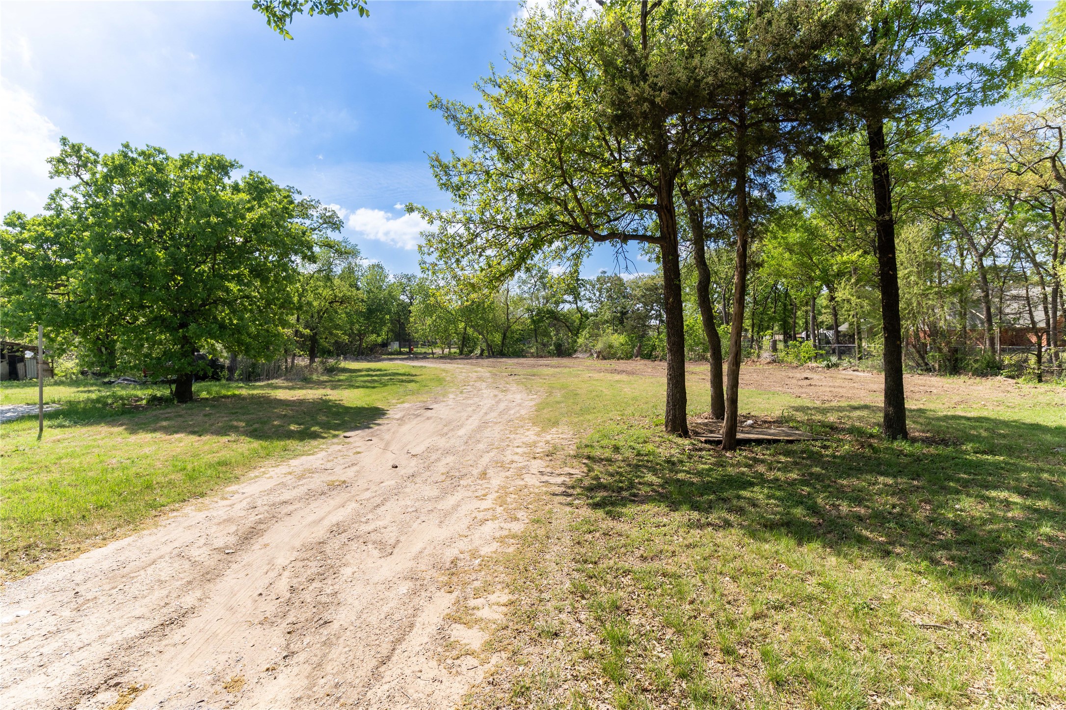 1023 S Street Augustine Drive Dallas TX 75217