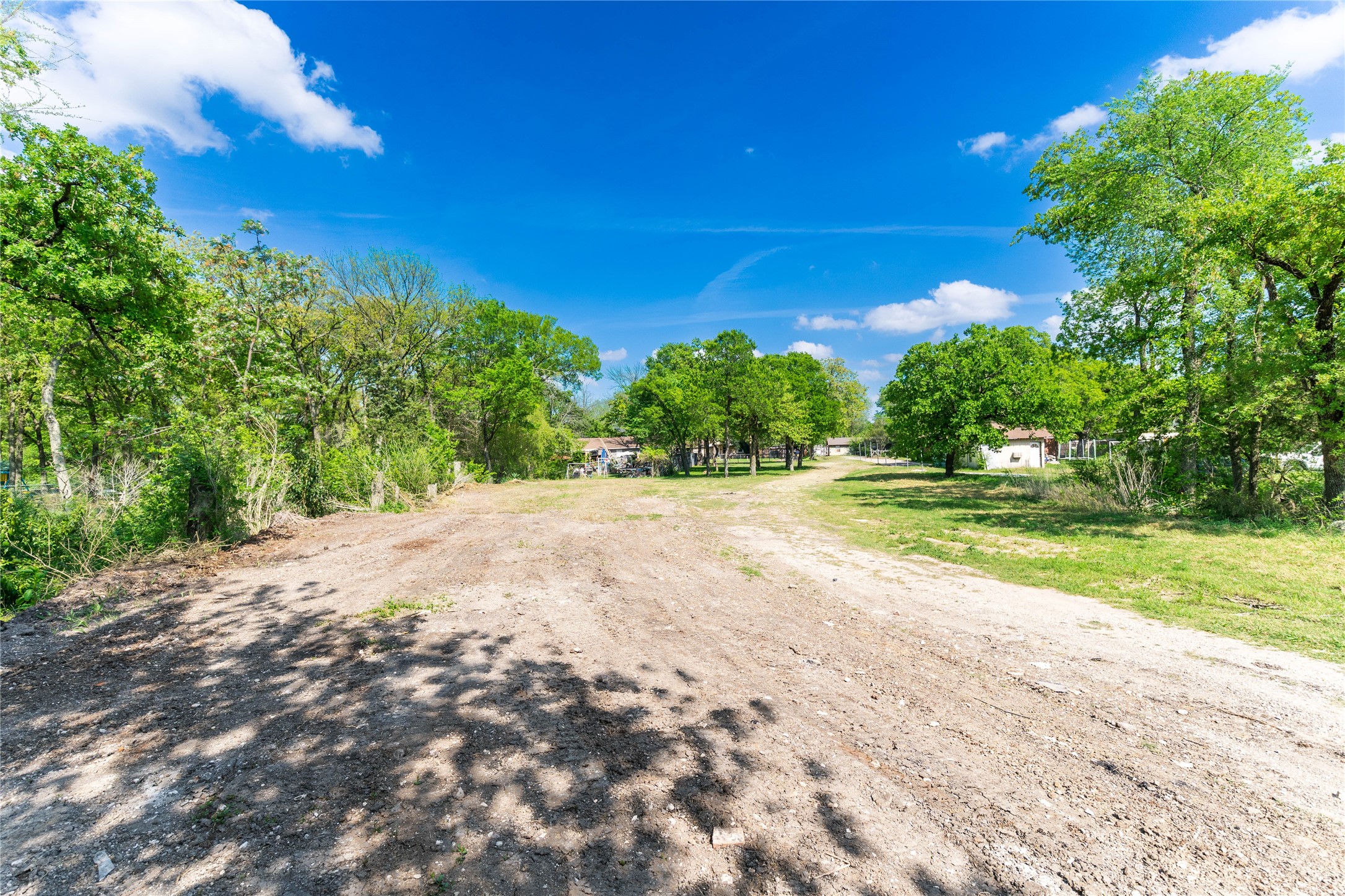 1023 S Street Augustine Drive Dallas TX 75217