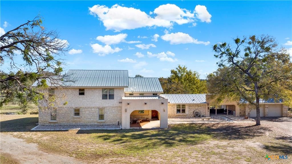 190 Private Road 3011 Lampasas TX 76550