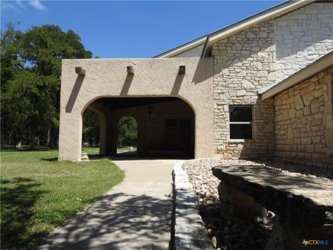 190 Private Road 3011 Lampasas TX 76550
