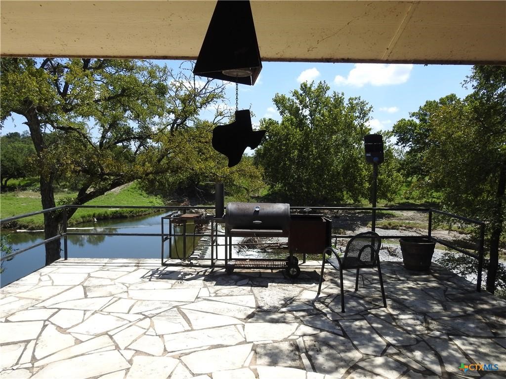 190 Private Road 3011 Lampasas TX 76550